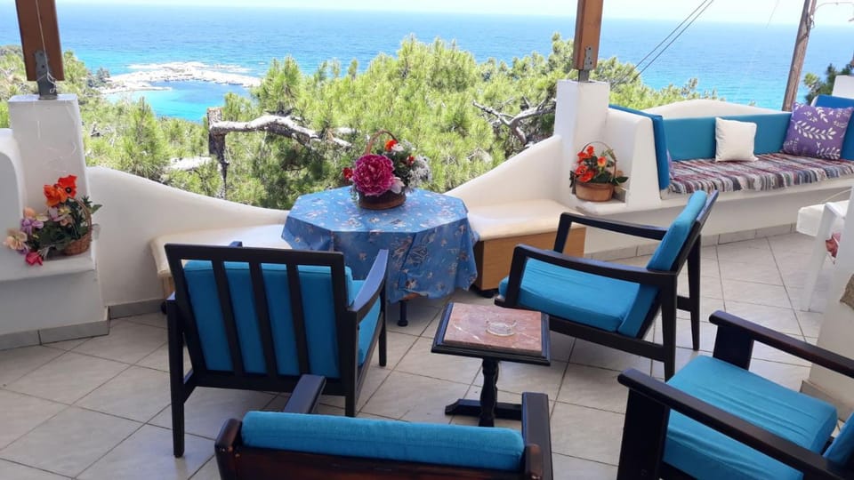 Kocheilas Studios Apartment hotel in Icaria