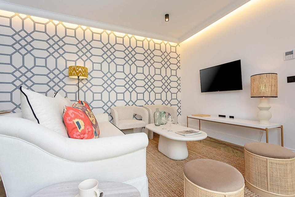 TV and multimedia, Living room, Seating area