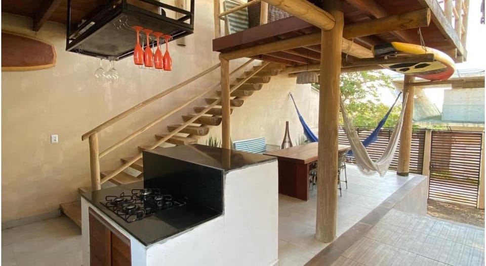 Coffee/tea facilities, Kitchen or kitchenette, Dining area