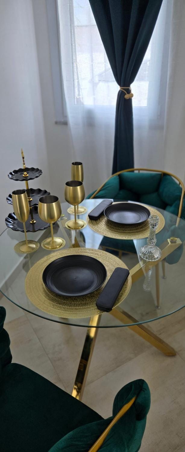 The Moon Suite Love hotel in Palermo