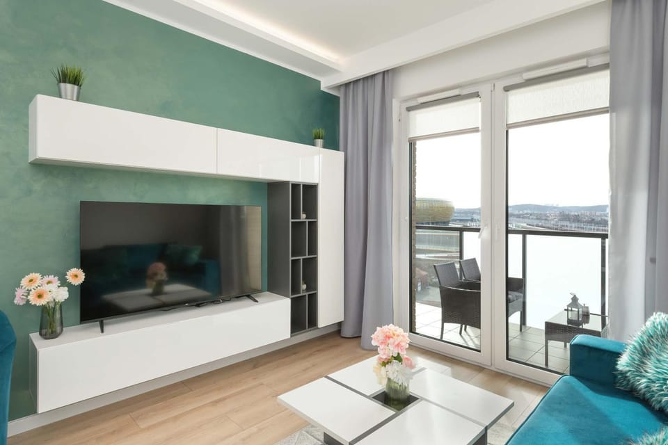 TV and multimedia, Living room