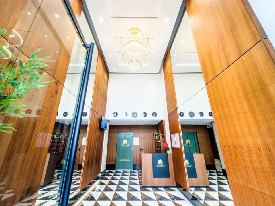 Lobby or reception, elevator