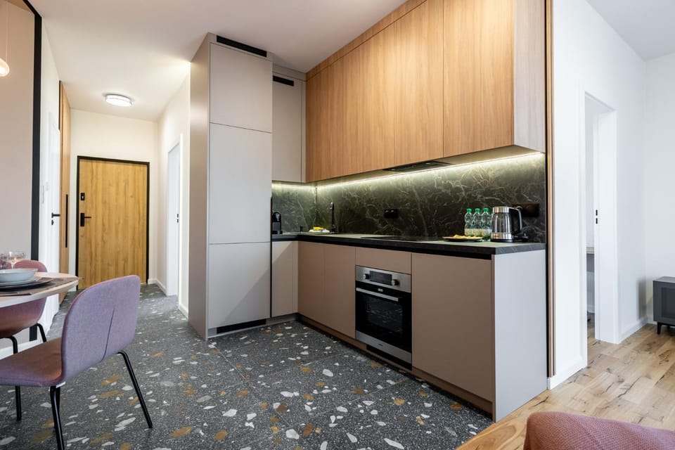 Kitchen or kitchenette, Living room, Seating area, Dining area, dishwasher, oven, stove