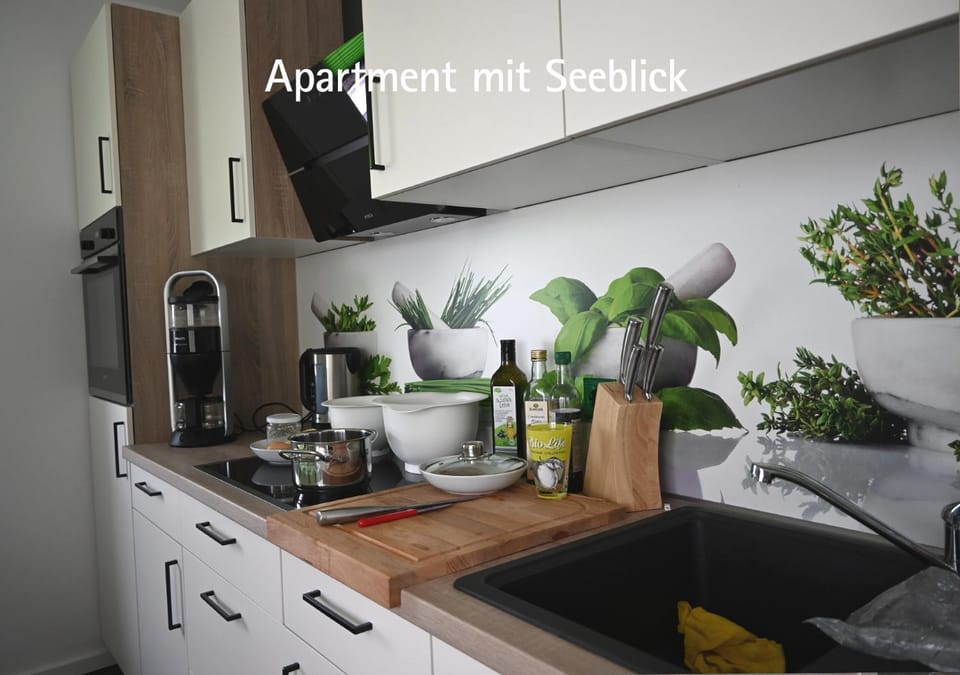 Coffee/tea facilities, Kitchen or kitchenette, toaster