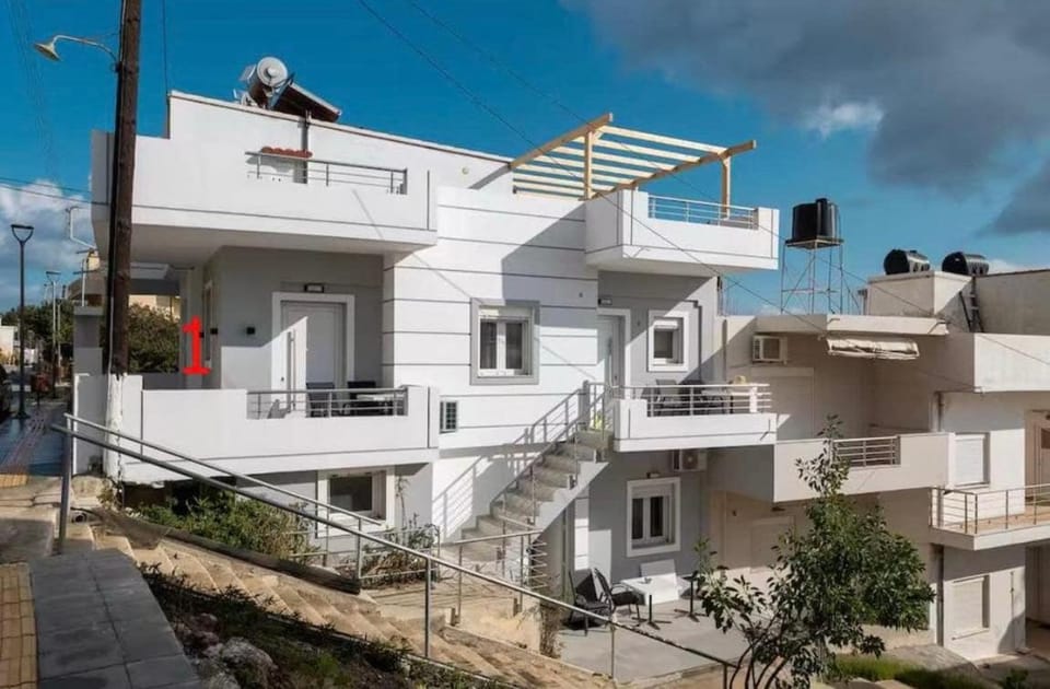 Avra 1 modern seaview home Apartment in Crete