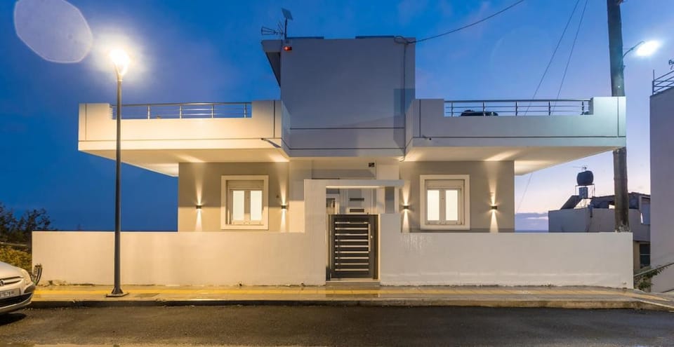 Avra 1 modern seaview home Apartment in Crete