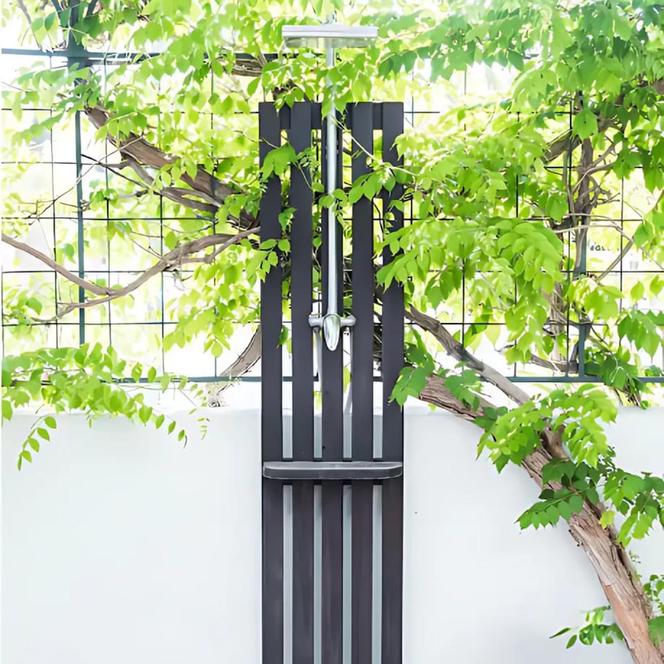 Shower, Garden view