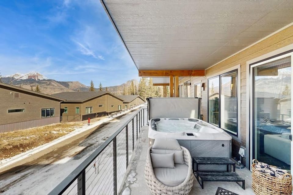 Mountain Bliss House in La Plata County