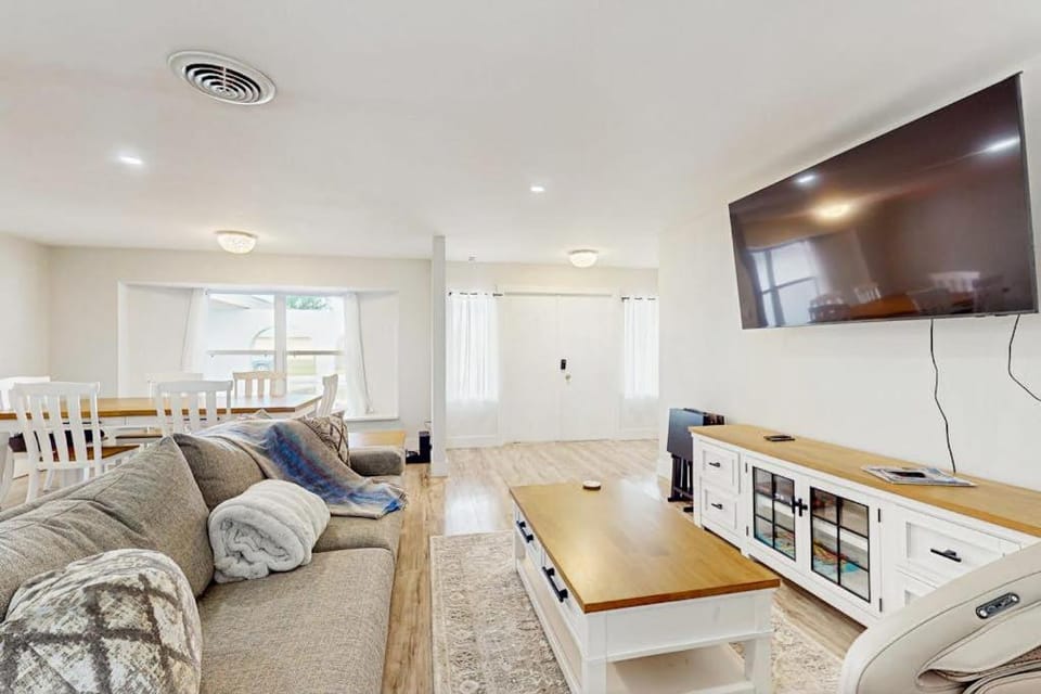 The Flip Flop Stop House in Naples