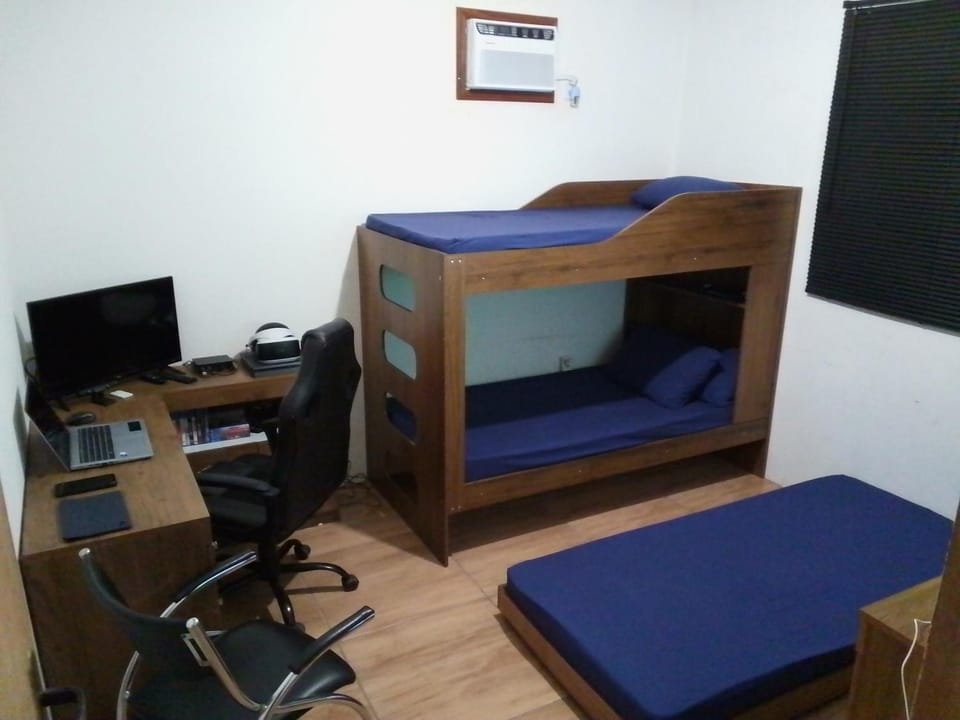 Bed, TV and multimedia, bunk bed