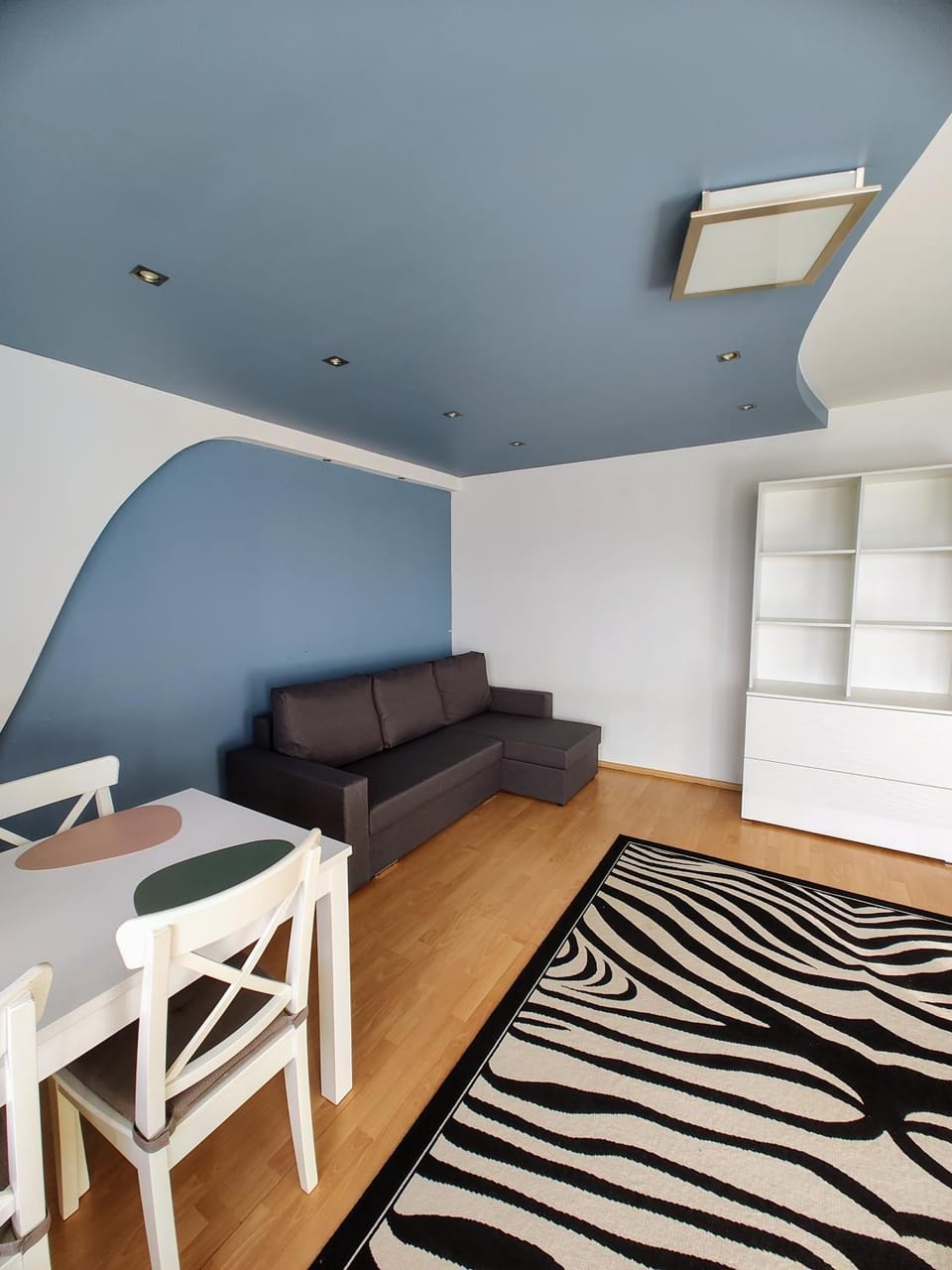 Bed, Living room, Seating area