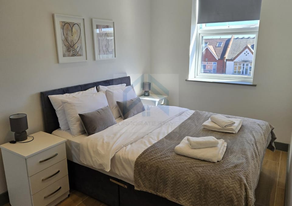 Bright Finchley Apartments - Perfect for Business & Leisure Apartment in London
