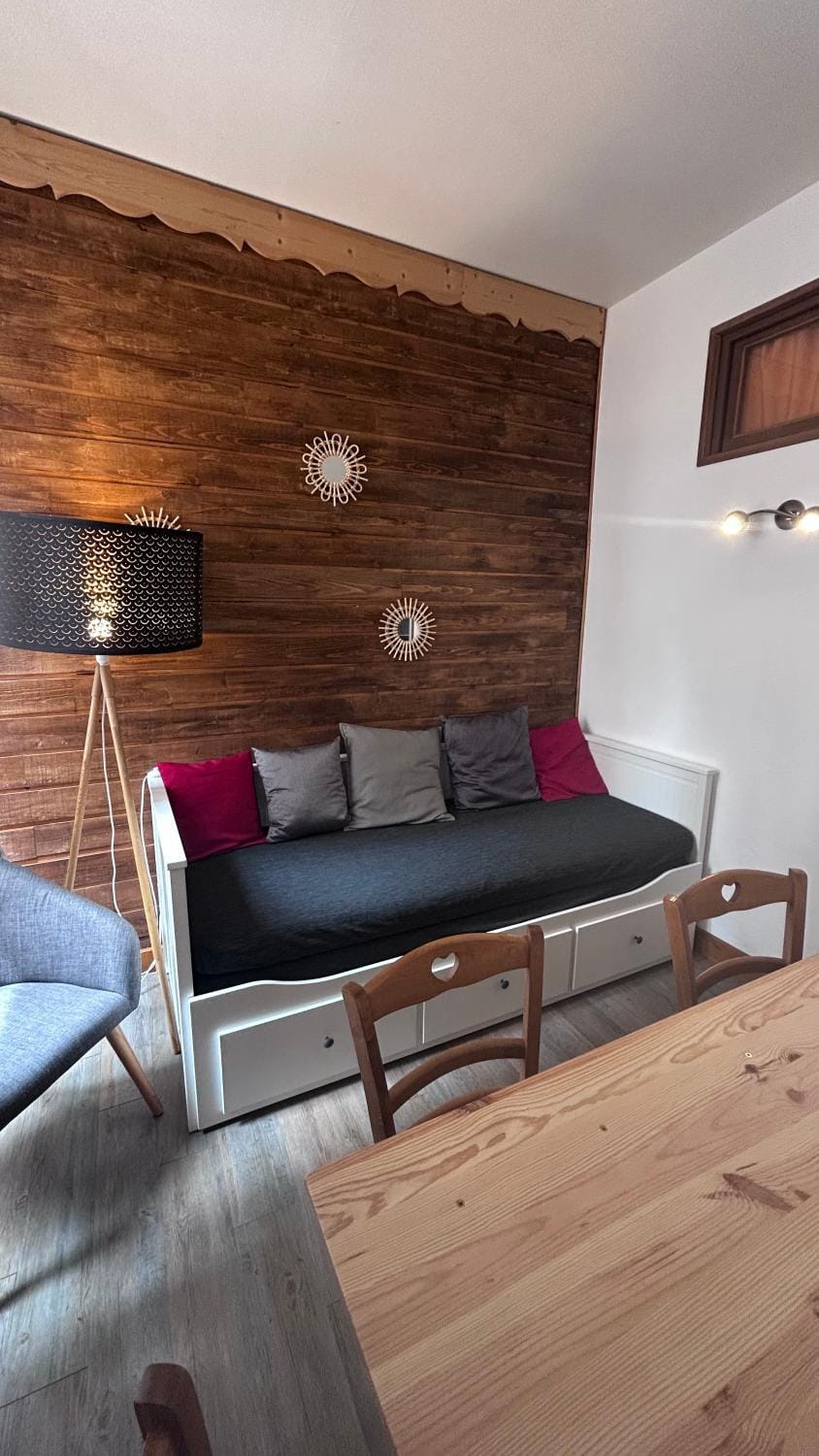 Appartement 4 à 6 personnes Hyper Centre au Calme dans impasse AVEC PARKING Apartment in Cauterets
