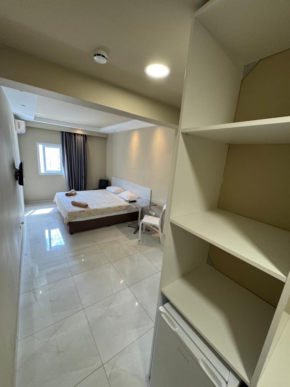 Bed, Photo of the whole room
