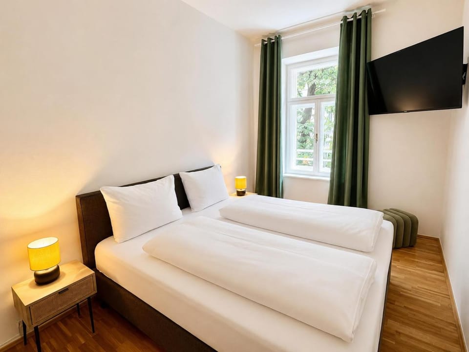 TV and multimedia, Bedroom