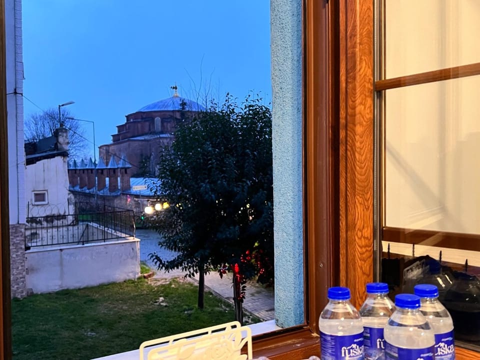 Night, View (from property/room), Balcony/Terrace
