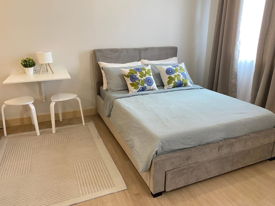 Condo unit near SM City Sta Rosa unit 3 Apartment hotel in Santa Rosa