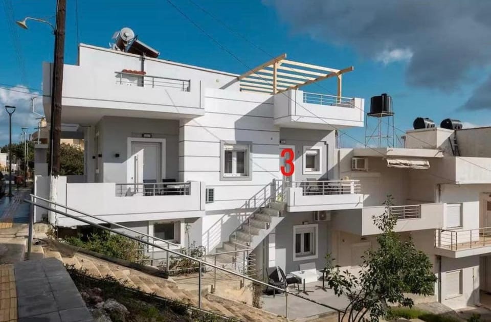 Avra 3 modern apt by the sea Apartment in Crete