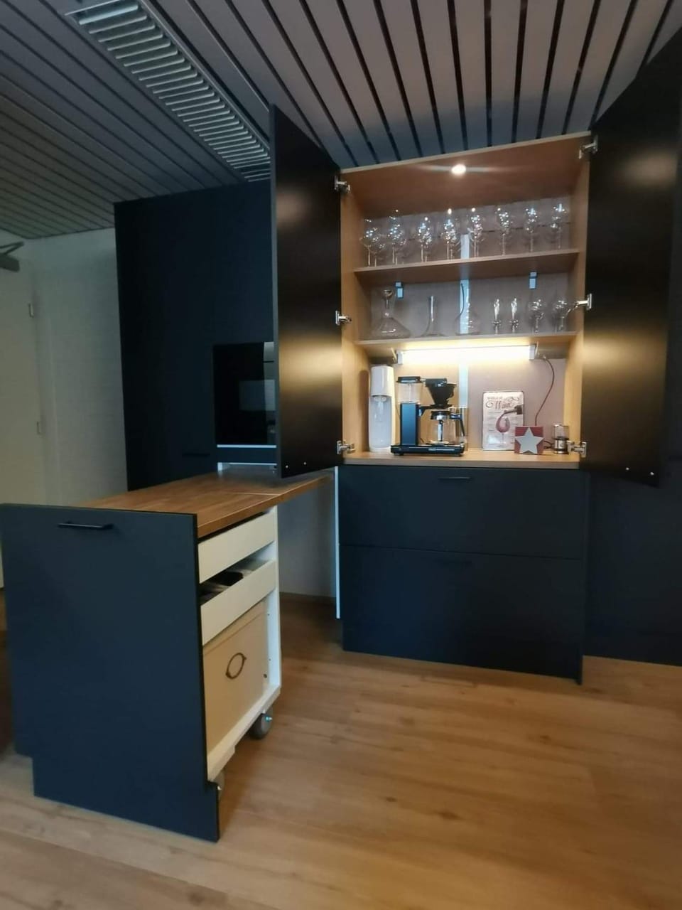 Kitchen or kitchenette