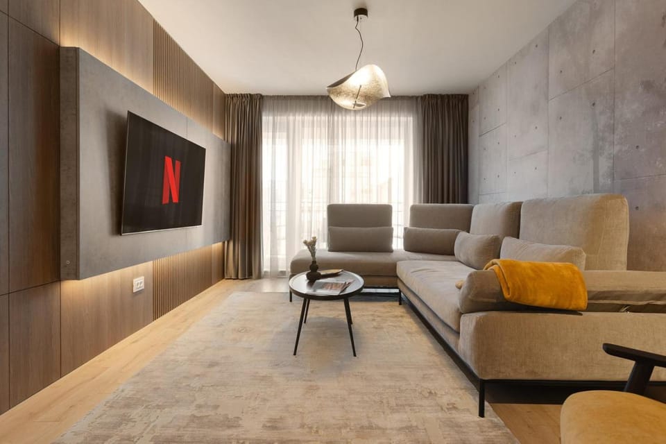 TV and multimedia, Living room, Seating area