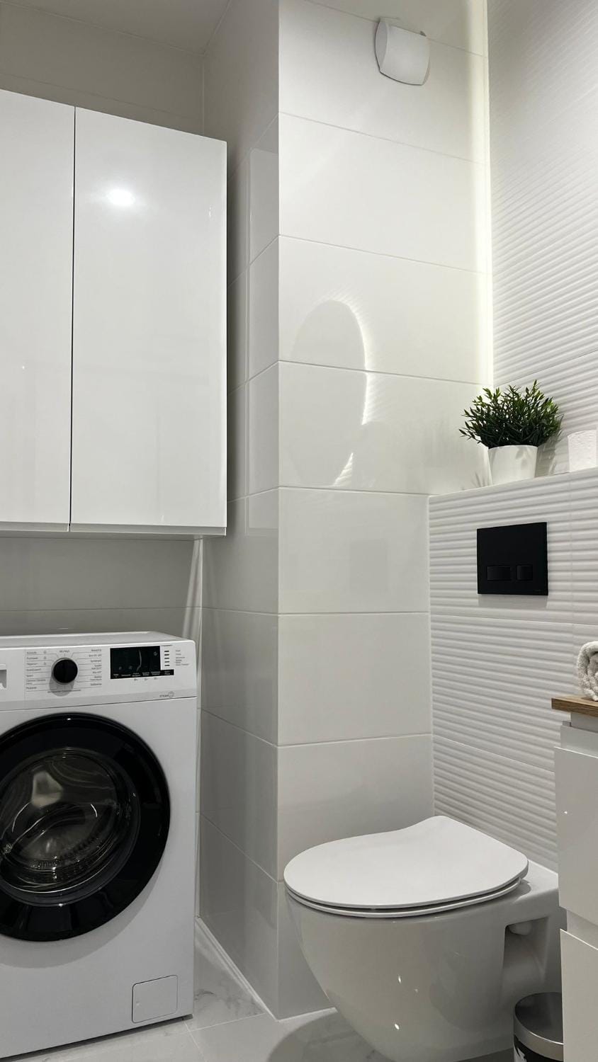 Bathroom, washing machine