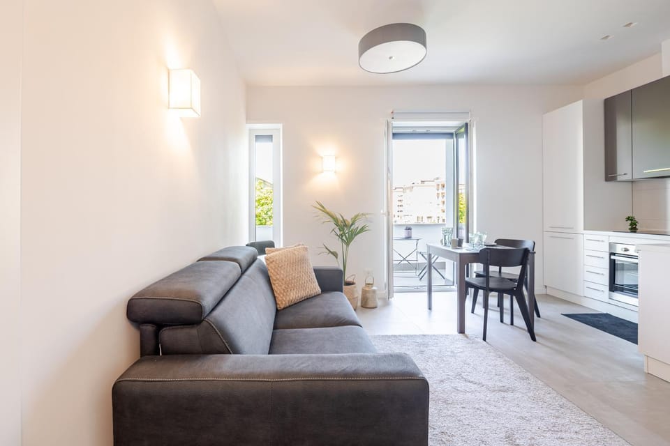 Kitchen or kitchenette, Living room, Dining area