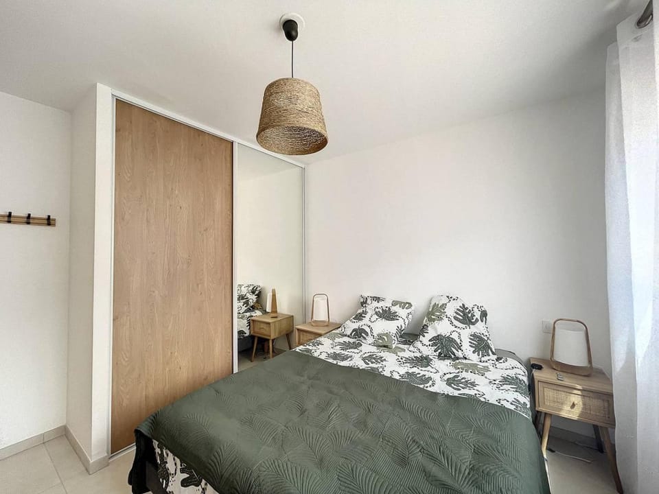 Appartement dans résidence avec piscine Apartment in Calvi