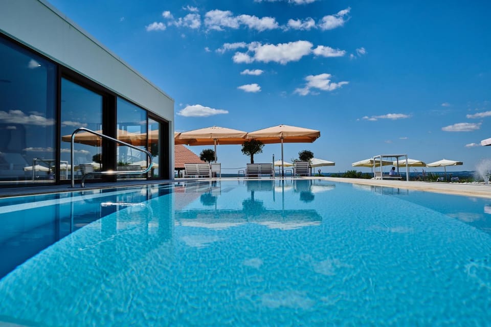 Garden, Swimming pool