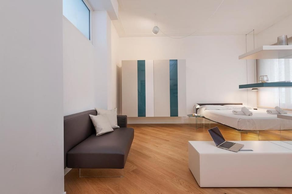 Duomo Suite - 3 minutes from the Duomo Apartment in Milan