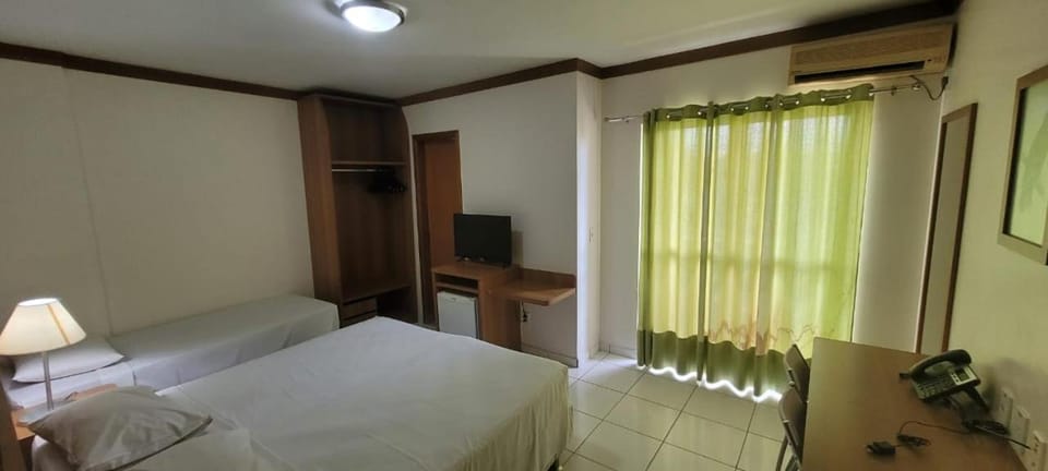 Golden Dolphin Grand Hotel 410 - Suíte - 3 hospedes e 1 criança até 5 anos - Caldas Novas - Goiás Apartment in State of Goiás