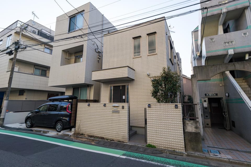Property building, Neighbourhood, Street view