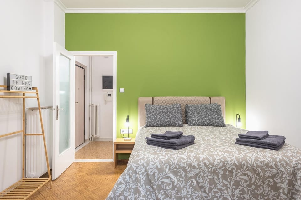 Stylish Luxury Apartment at Ampelokipi metro station Apartment in Athens