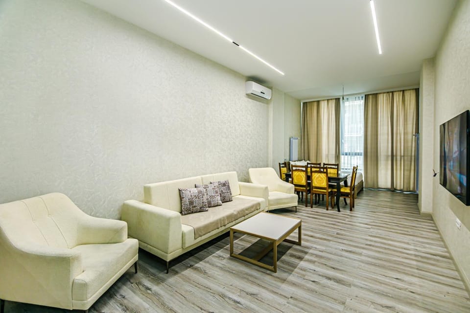 TV and multimedia, Living room, Dining area