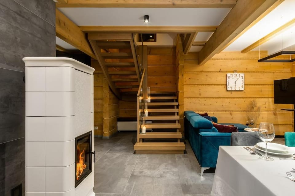 Living room, fireplace