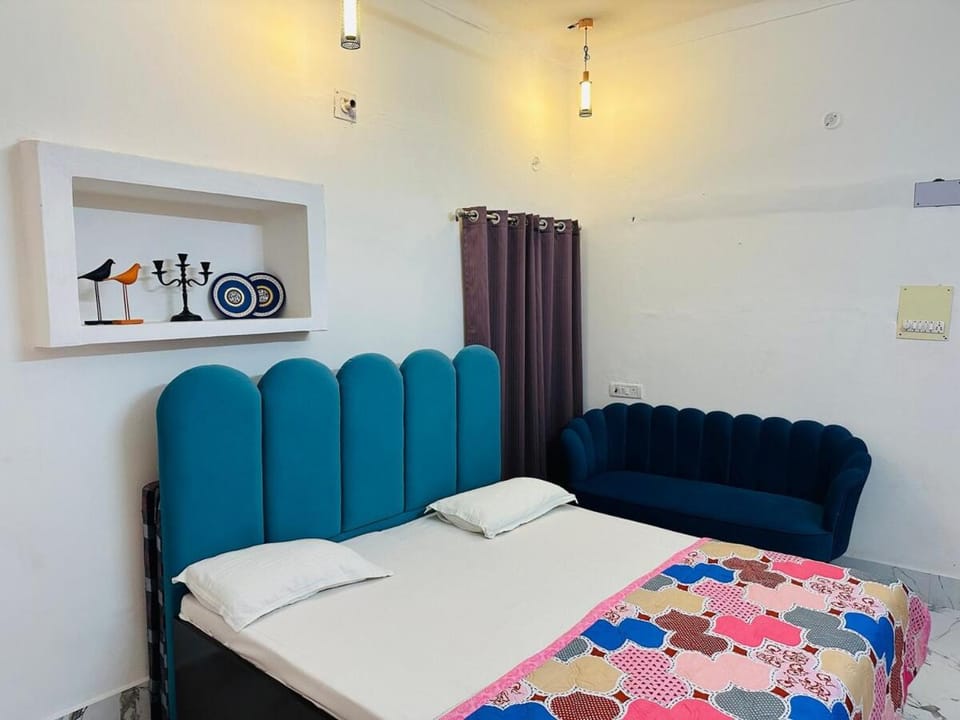 Kamaree-7BHK Apartment in Varanasi