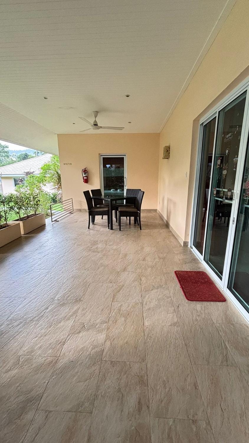 Balcony/Terrace, Seating area