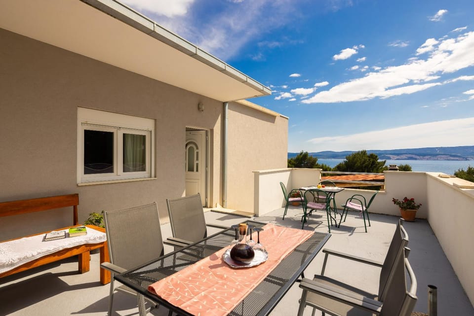 Balcony/Terrace, Seating area, Dining area, Sea view