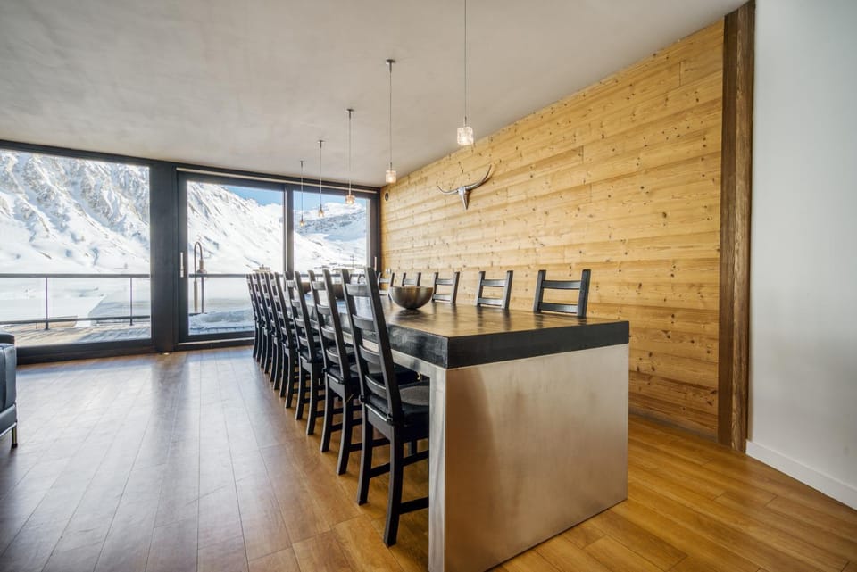 Chalet Arktic - Catered Chalet - Sleeps 14 Chalet in Tignes