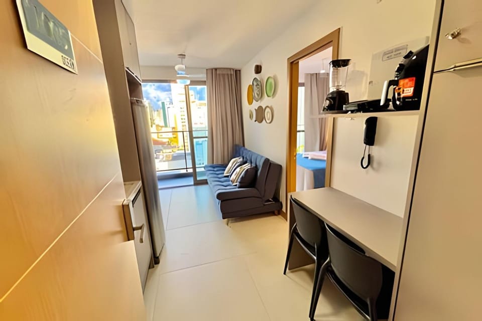 Coffee/tea facilities, Balcony/Terrace, Living room, Decorative detail, Seating area, Dining area, Evening entertainment