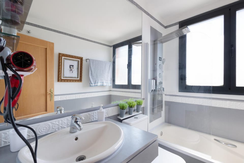 Bathroom, Living room