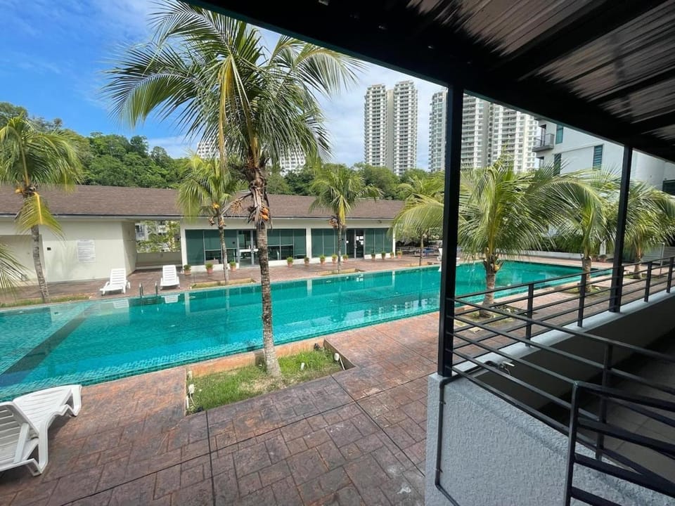 Rare Duplex Pool Villa In Town! Villa in Kota Kinabalu