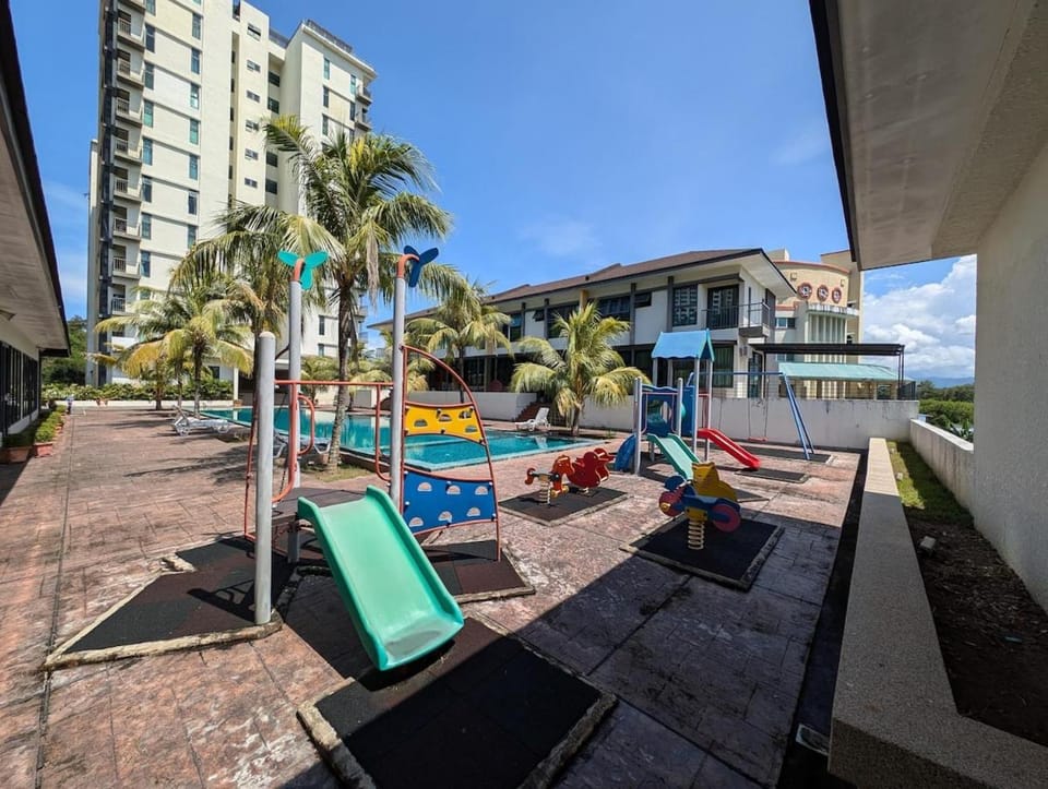 Rare Duplex Pool Villa In Town! Villa in Kota Kinabalu