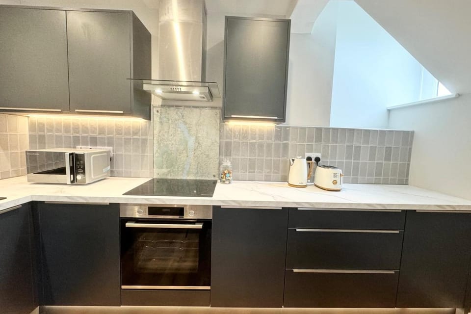 Apartment - Sleeps 2 - Pet friendly - Parking Apartment in Windermere