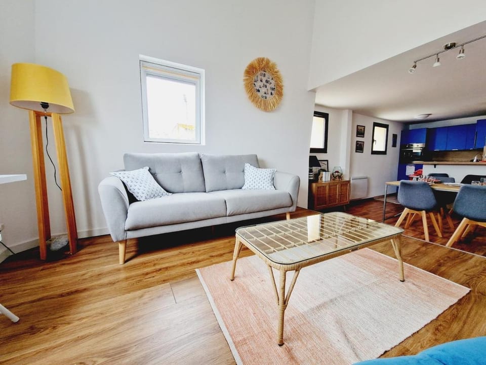 L'Océan, appartement face mer avec parking privé Apartment in Les Sables-d'Olonne
