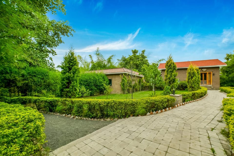Property building, Garden