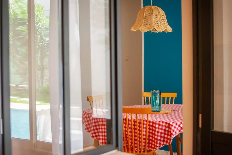 Oasis secrète Avignon 6 personnes House in Avignon
