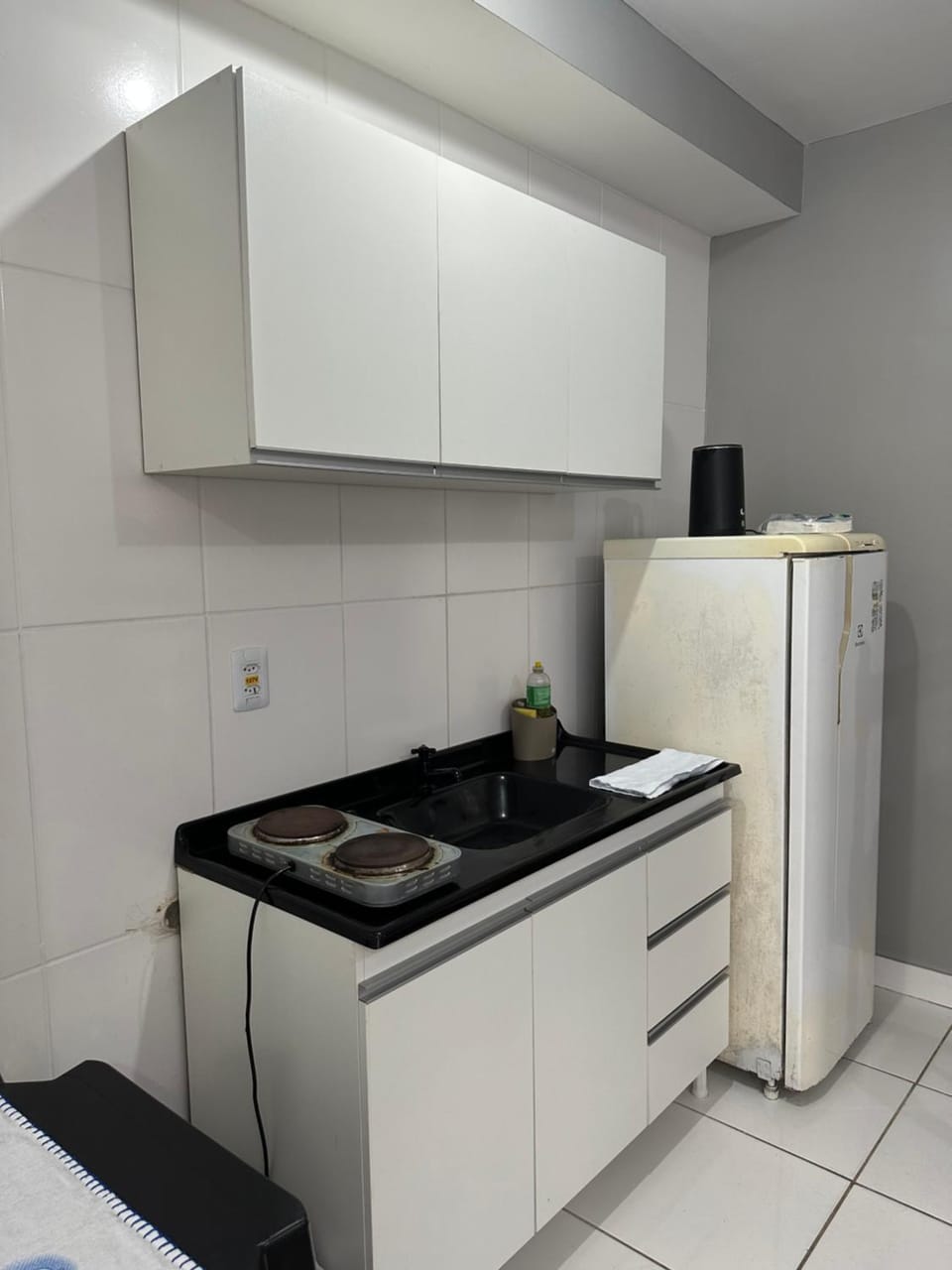2 Quartos amplos Completo com Internet Garagem e Ar condicionado Apartment in State of Paraná