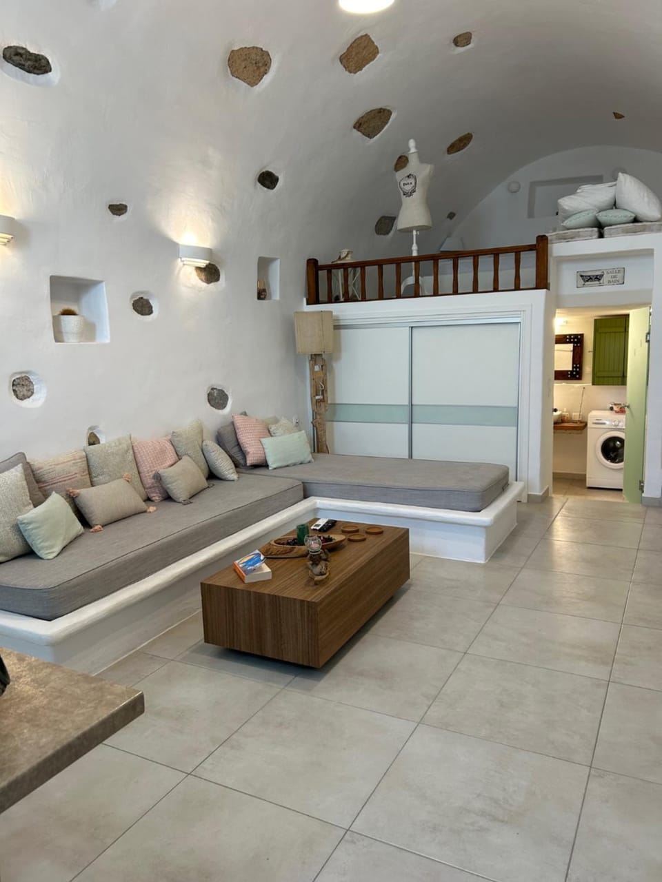 Seating area