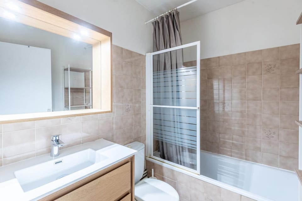 M078 Marquer joli studio château rouge Apartment in Annemasse