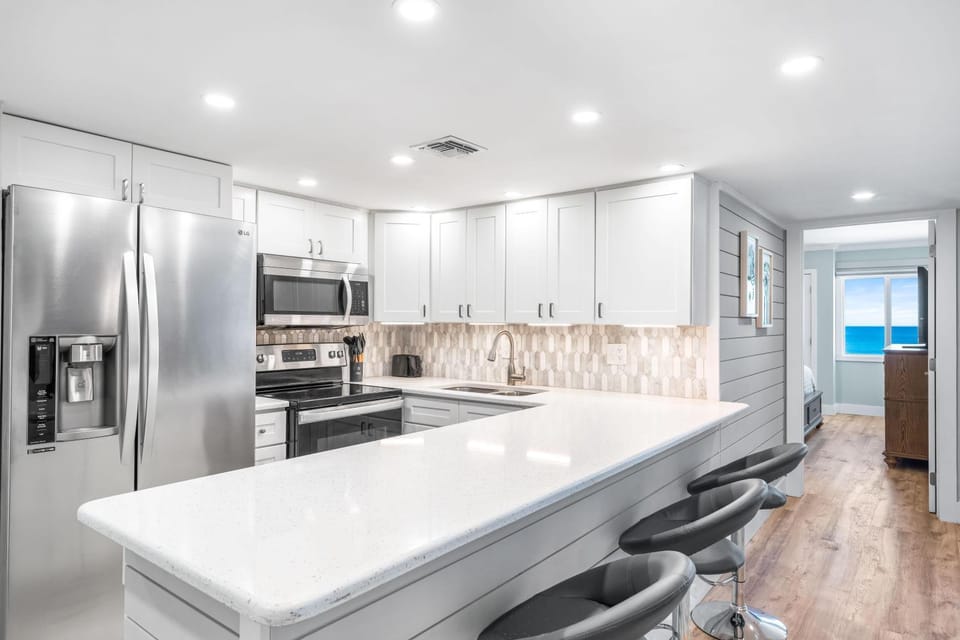 Holiday Surf and Racquet Unit 723 House in Destin